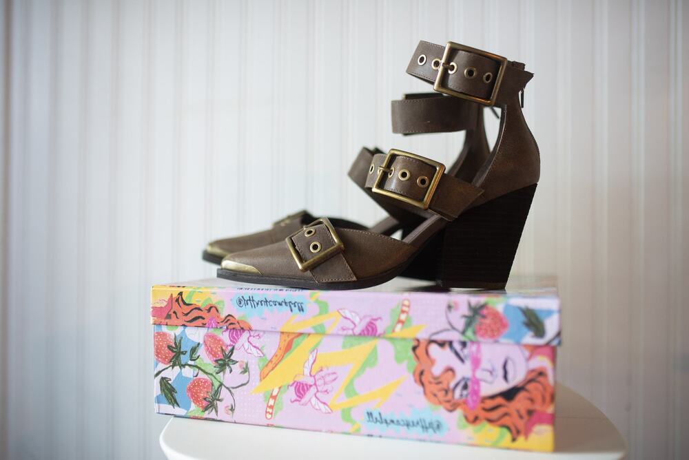 Free People Jeffrey Campbell Hendrix Heels 8 oiled brown